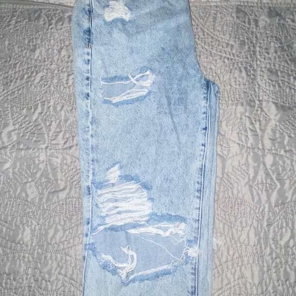 Pacsun Distressed Light High Waisted Straight Leg Jeans - Size 28 - Picture 8 of 11